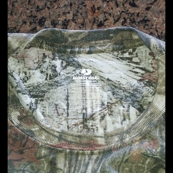 T shirt - Picture 3 of 3